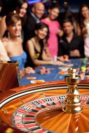 Studio live dealer Allbet dengan dealer profesional dan setup multi-kamera